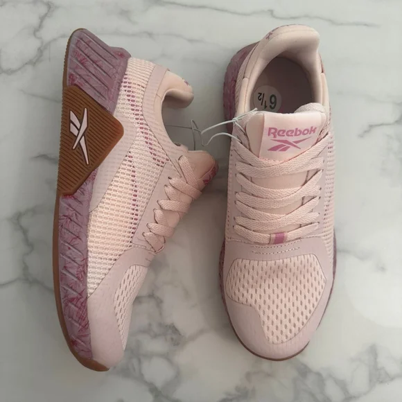 Reebok Light Pink Sneakers Women's 6.5 (37) For Training - Picture 2 of 13